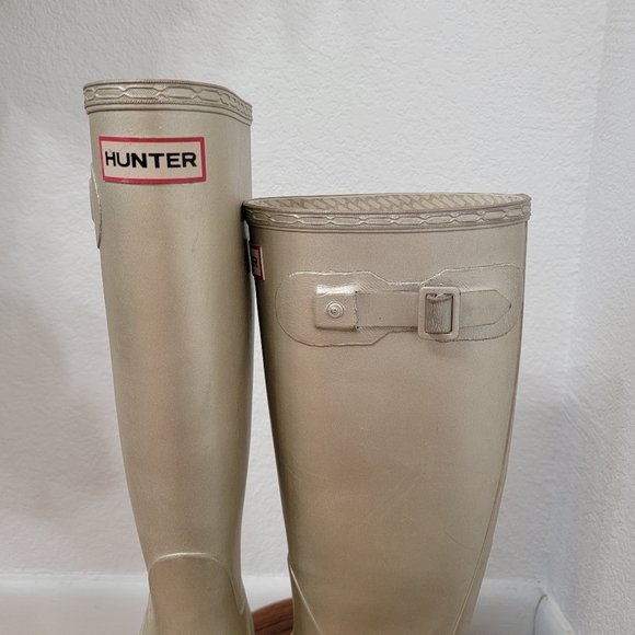 Hunter Tall Gold Rainboots Size 37/6 - Picture 4 of 13